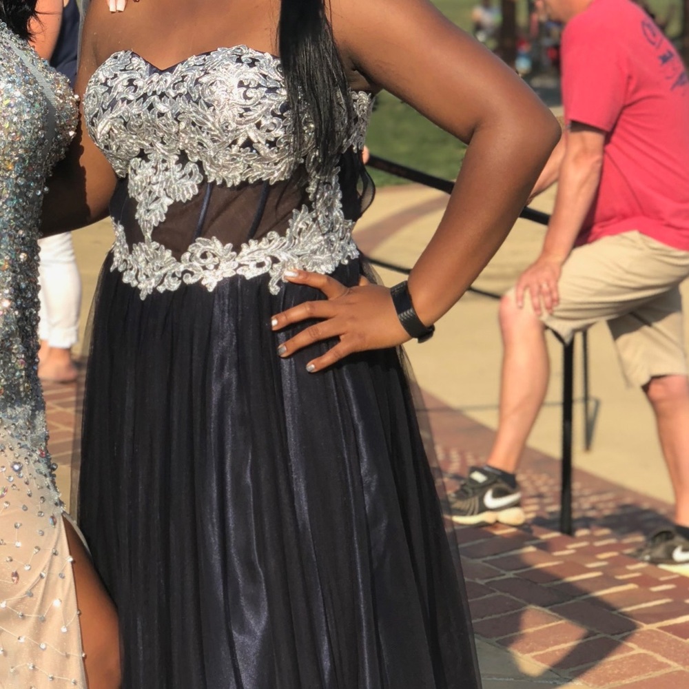 NAVY BLUE PROM DRESS